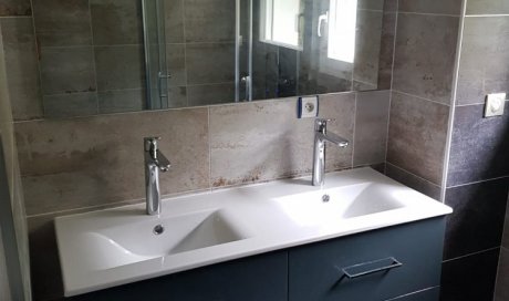 Professionnel pour rénovation de salle de bain - AB Plombier à Valloire